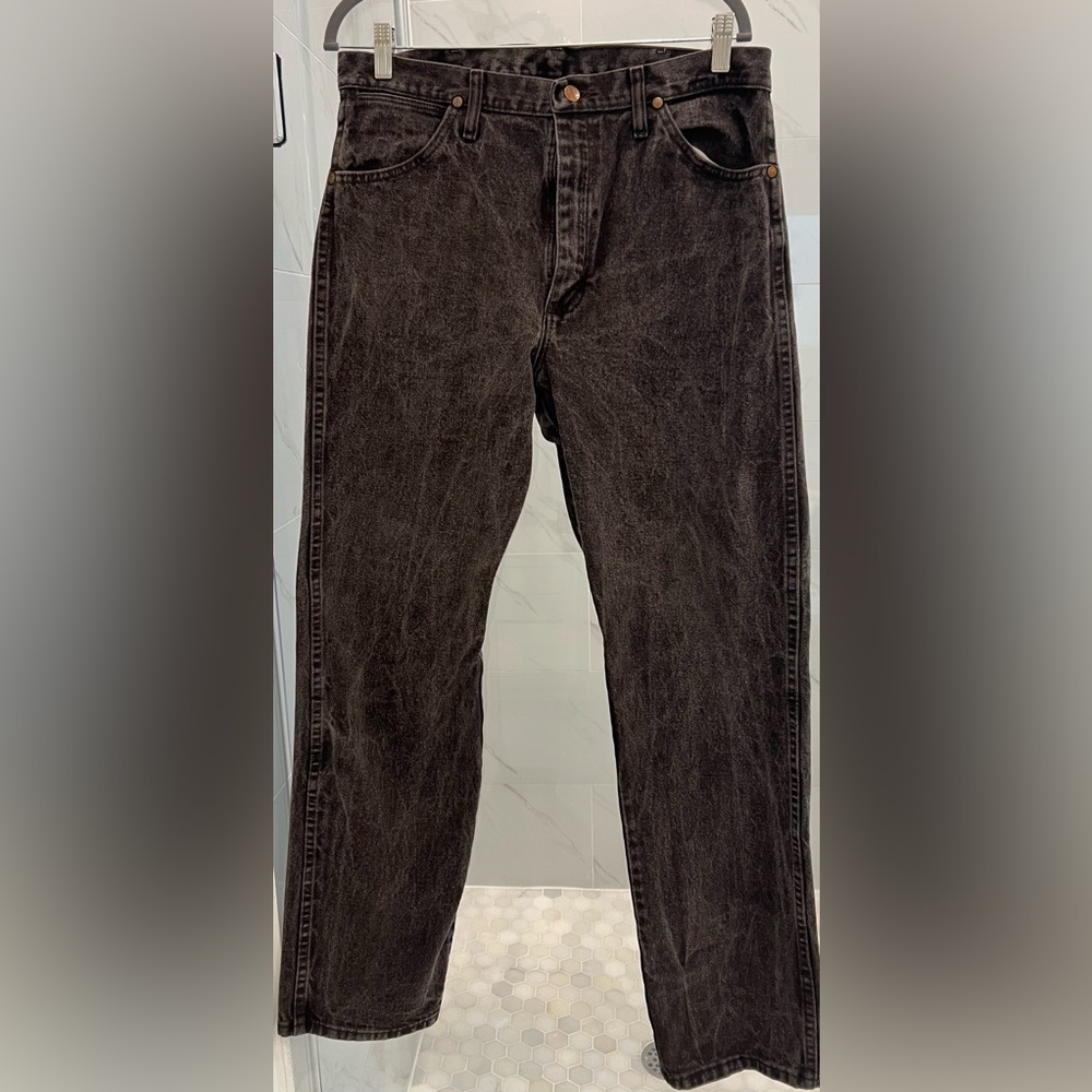 Men’s Brown Wrangler Pants